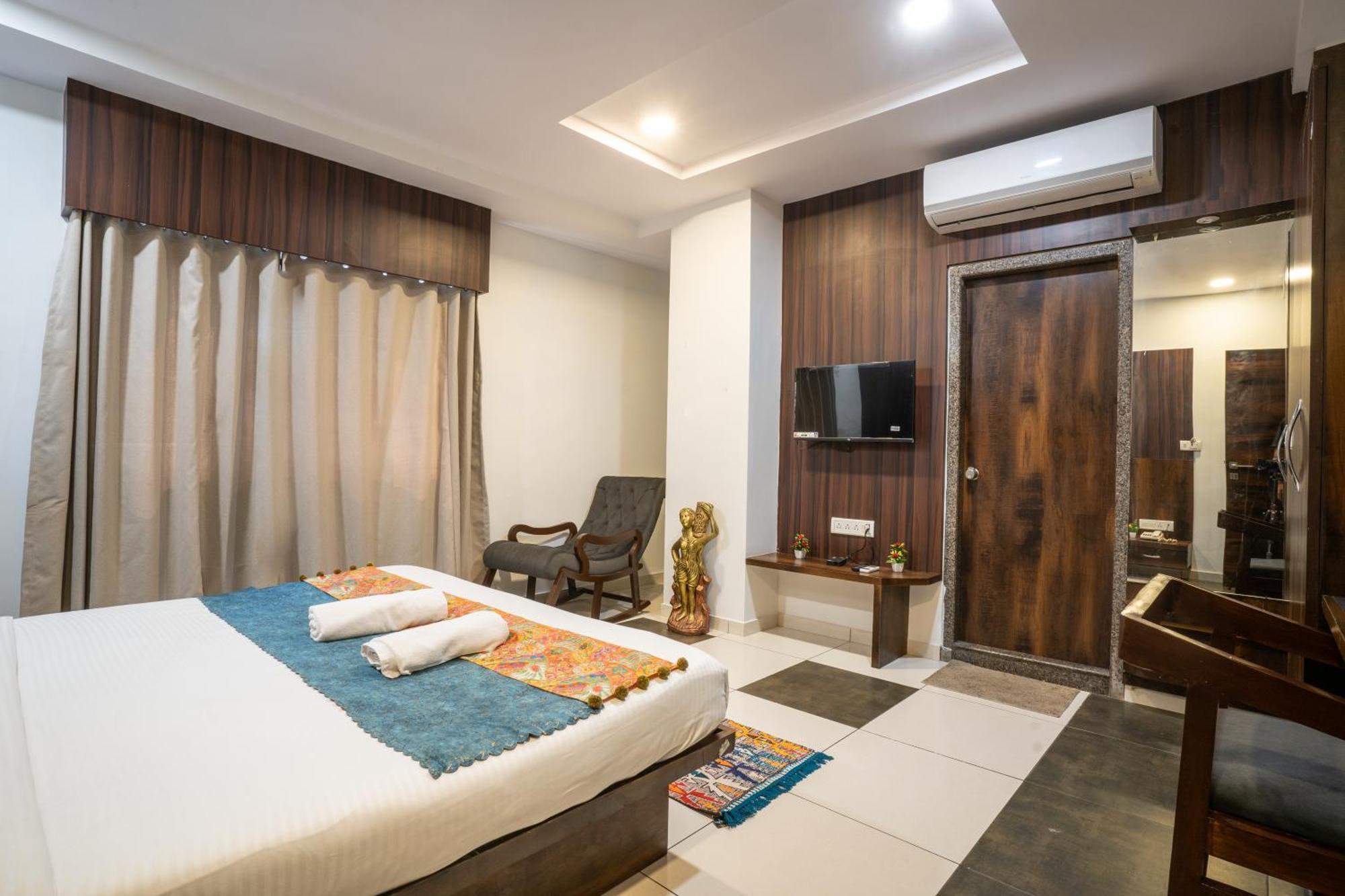 Hotel Naman Udaipur Exteriör bild