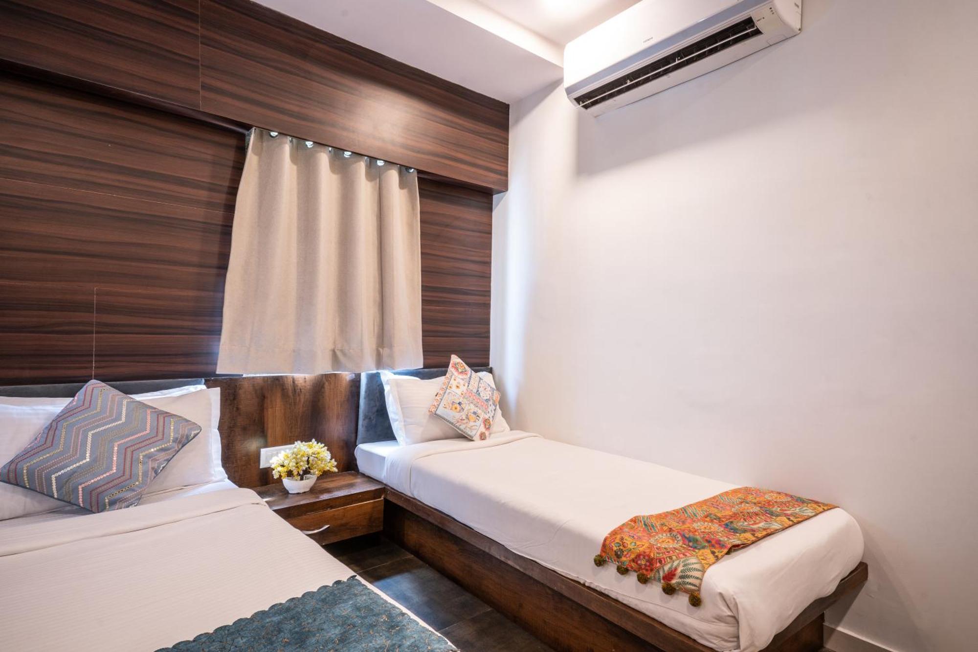 Hotel Naman Udaipur Exteriör bild